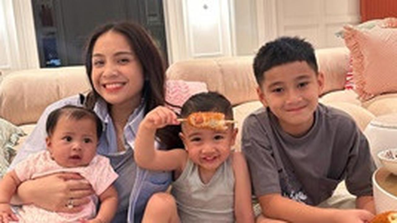 Potret Hangat Raffi Ahmad Syuting Ditemani Ketiga Anaknya, Penuh Keseruan