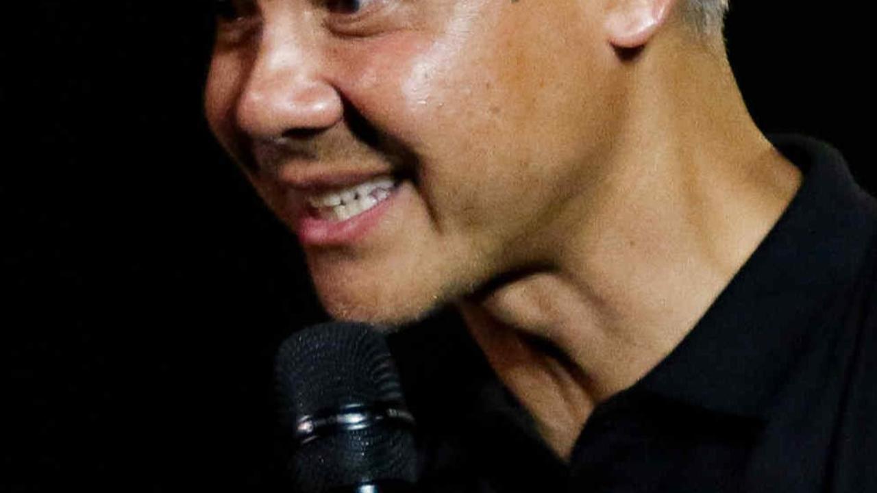 VIDEO: Ganjar Tegas, Sarankan Mahfud Mundur Sebagai Menko Polhukam di Kabinet Jokowi