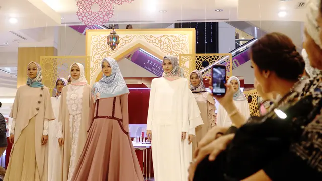 Sambut Idul Fitri dengan Koleksi Fashion Terkini