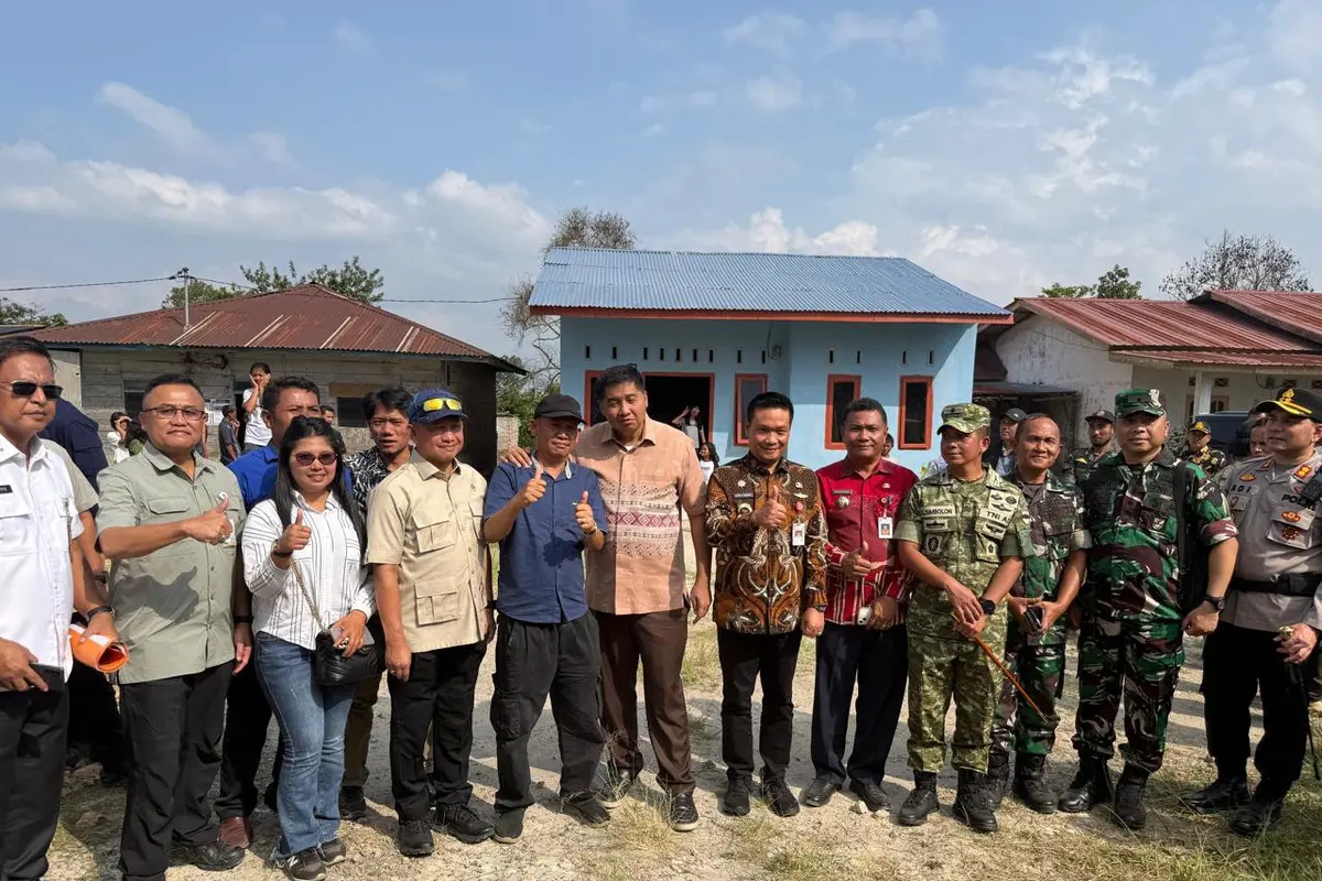 Satgas PRR Pascabencana Sumatera mencatat penyaluran bantuan perbaikan rumah bagi penyintas bencana hidrometeorologi di Aceh, Sumatera Utara, dan Sumatera Barat terus berjalan.