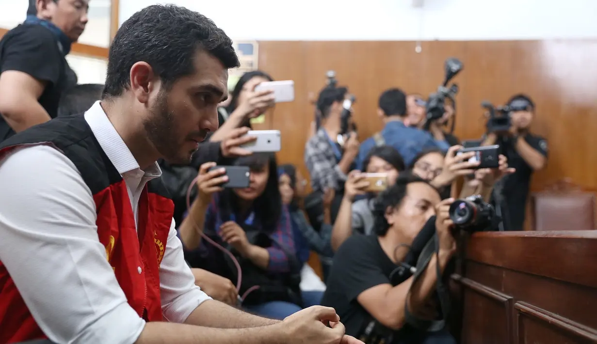 Renata Kusmanto dan Fachri Albar