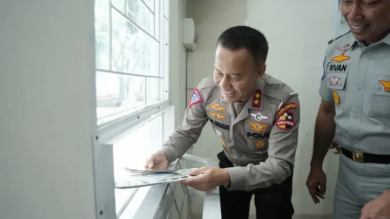 Kepala Korps Lalu Lintas (Kakorlantas) Polri Irjen Pol Aan Suhanan mengklaim, keberadaan Samsat Digital mampu memangkas waktu pengurusan administrasi kendaraan bermotor.