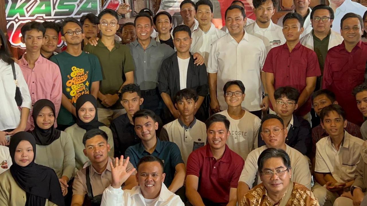 Andika-Hendi diskusi bersama gen-z di Kota Pekalongan