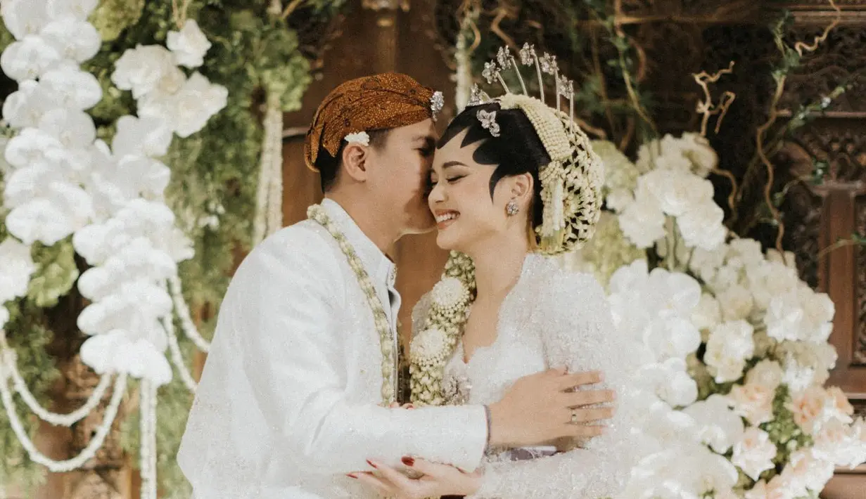 Akad Nikah Nino RAN dengan Dhabitannisa Auni (Foto: thebridestory)