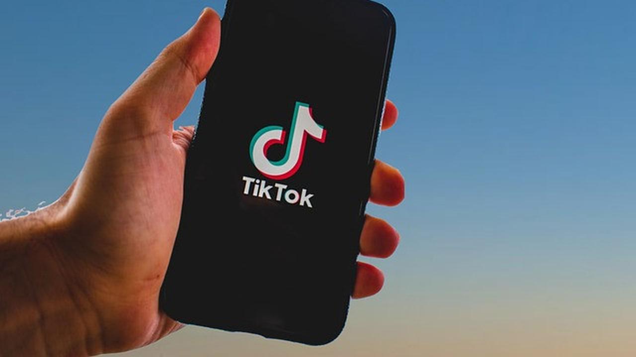 cara hapus story tiktok