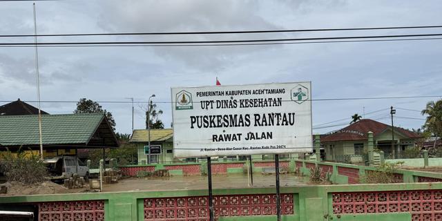 Pulihkan Layanan Kesehatan Masyarakat, Pertamina Bersihkan Puskesmas Rantau di Aceh