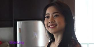 Semenjak perform bernyanyi dalam project film ‘Mantan Terindah’, Karina Salim mendapat dukungan penuh dari Yovie Widianto untuk mengembangkan bakatnya dalam bernyanyi.