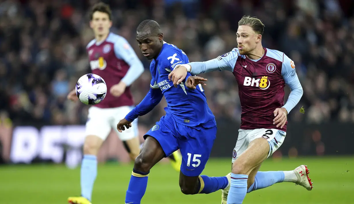 Berkat hasil ini, Aston Villa masih tertahan di peringkat empat klasemen dengan poin 67. (Nick Potts/PA via AP)