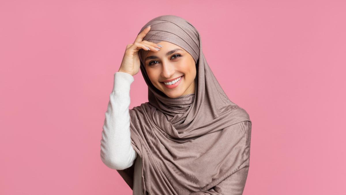 7 Warna Jilbab yang Membuat Wajah Cerah dan Merona, Mana Favoritmu?