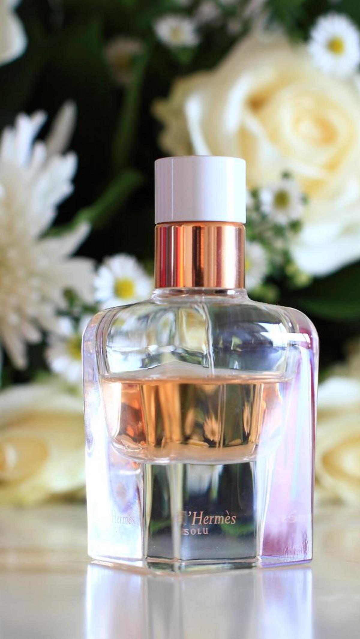 7.&nbsp;Simpan Parfum dengan Benar
