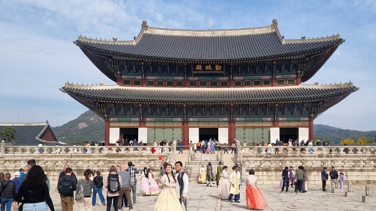Strategi Korea Selatan Tingkatkan Kunjungan Wisatawan Asing di 2025