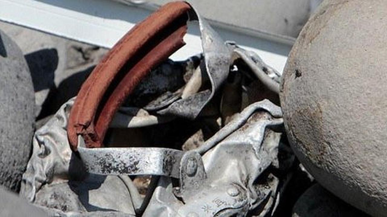Pintu pesawat diduga dari MH370 ternyata hanya tangga