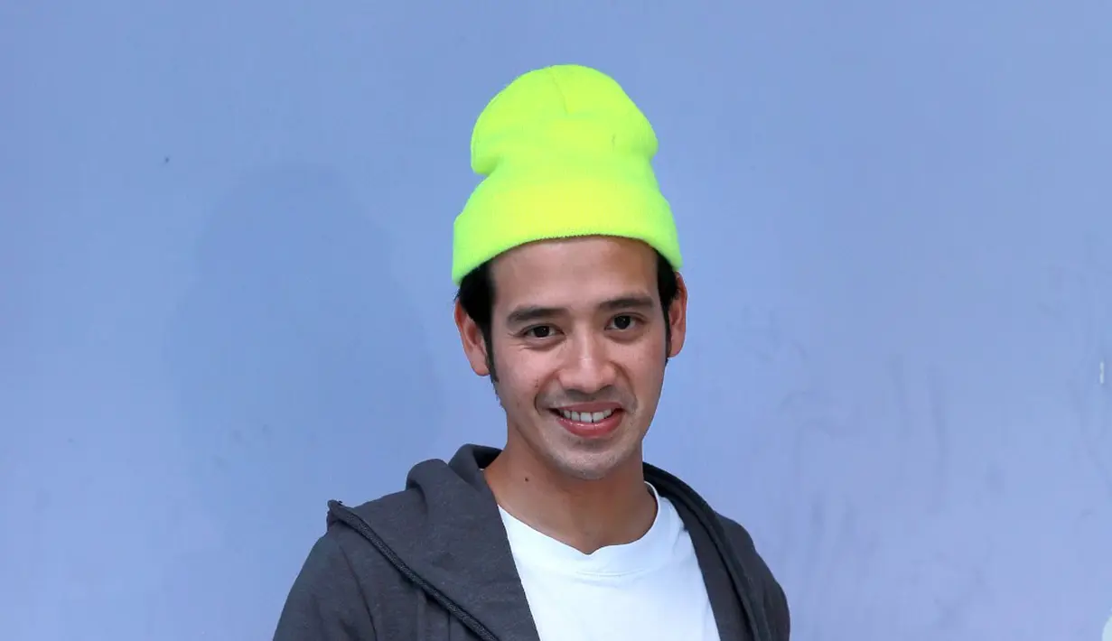 Tara menganggap dirinya memiliki kualitas sehingga bisa merangkak naik di tangga popularitas. Karenanya, ia merasa percaya diri ketika memutuskan untuk tak lagi satu perahu dengan Billy Syahputra dan Chand Kelvin. (Galih W. Satria/Bintang.com)