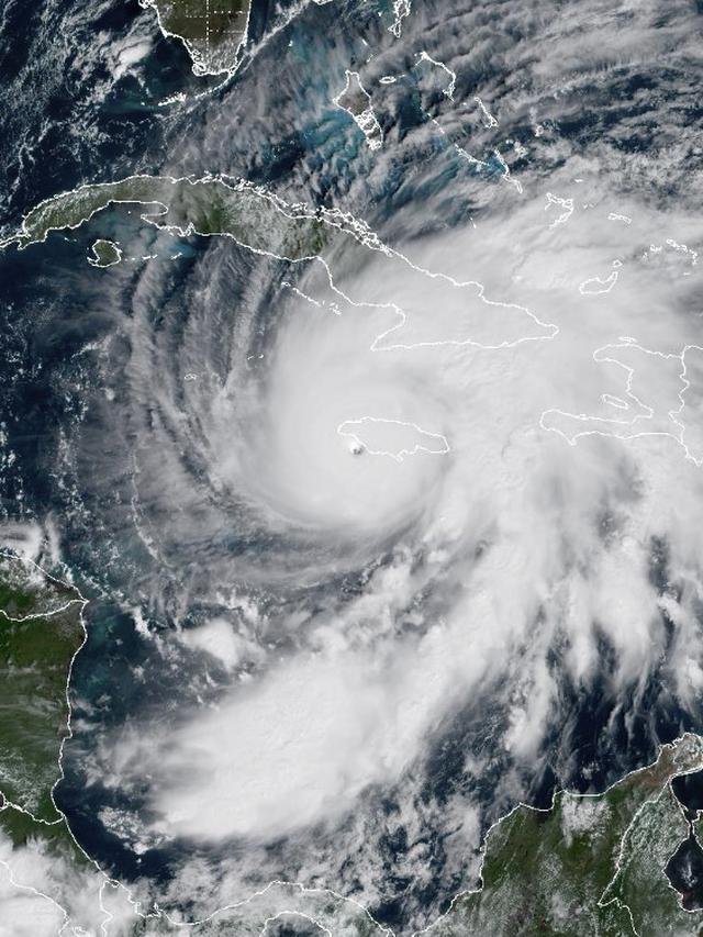 Hurricane Melissa Hits Jamaica as Strongest Category 5 Storm Ever, Causing Severe Damage