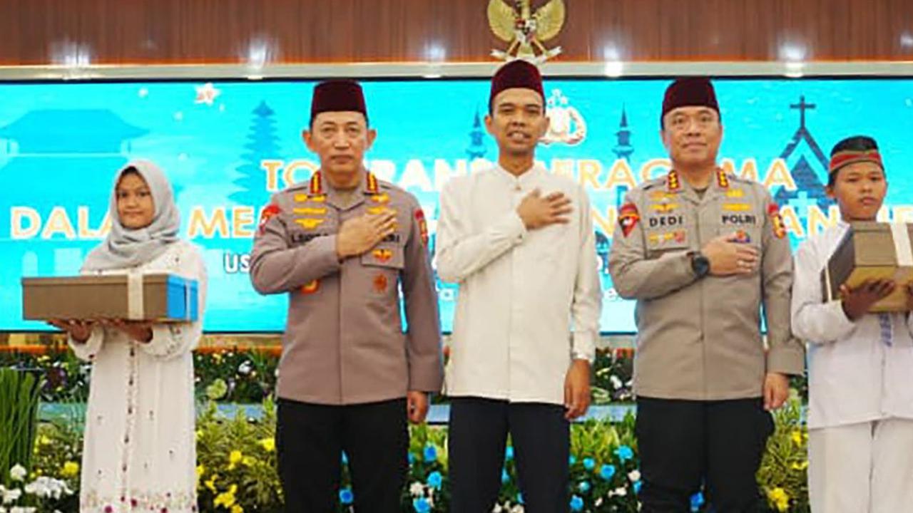FOTO: Kapolri dan UAS Kompak Gaungkan Toleransi untuk Jaga Kebinekaan