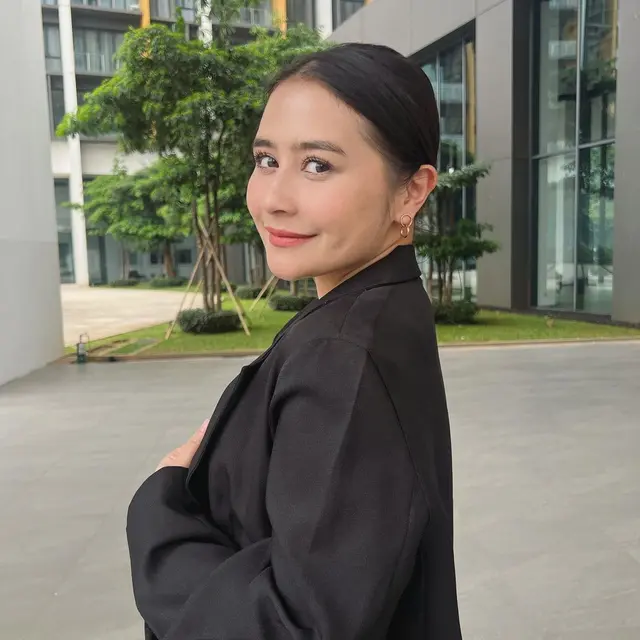 [Fimela] Prilly Latuconsina