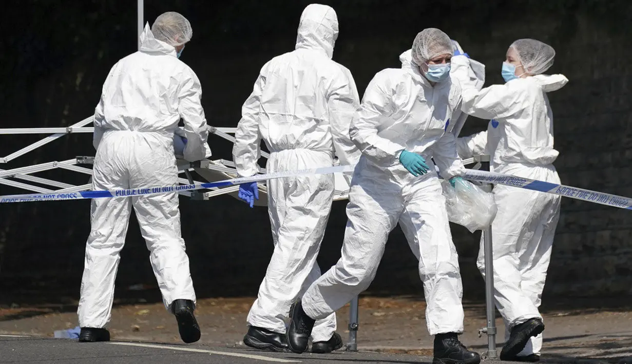 <p>Seorang pria lainnya, secara terpisah, ditemukan tewas di ruas jalanan lainnya di luar pusat kota Nottingham pada waktu bersamaan. (Jacob King/PA via AP)</p>