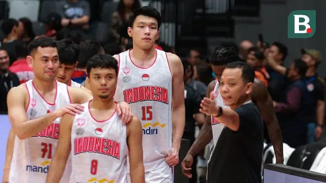 Foto: Momen Romantis Vincent Kosasih saat Temui Sang Kekasih, Nita Vior setelah Laga Indonesia International Basketball Invitational