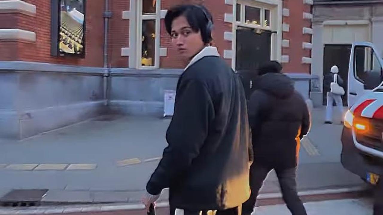 Potret Rizwan, anak ketiga Sule menjadi salah satu yang mencuri perhatian. Tak hanya memiliki wajah ganteng, Rizwan juga pandai melawak.<br>