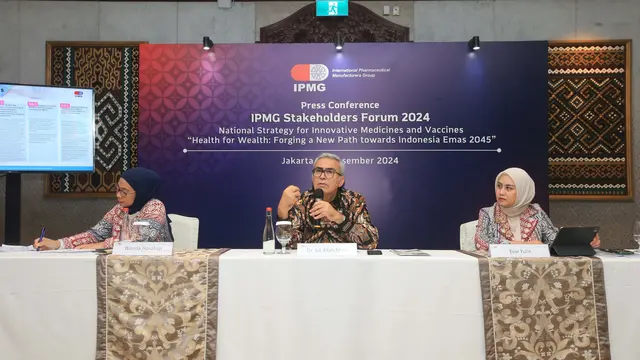 IPMG dan Kemenkes bekerja sama untuk meningkatkan akses obat inovatif dan vaksin di Indonesia, fokus pada edukasi, infrastruktur kesehatan, dan kebijakan transparan untuk kesehatan yang lebih baik.