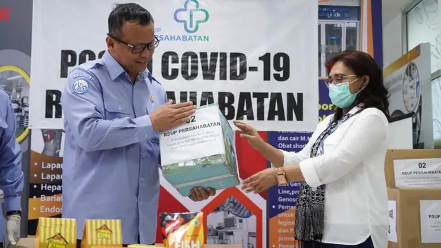 Kementerian Kelautan dan Perikanan (KKP) bantuan kepada tenaga medis di 10 rumah sakit di DKI Jakarta yang menangani pasien terjangkit virus corona. (Dok KKP)