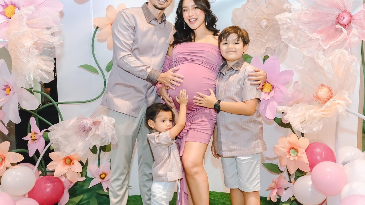 7 Potret Jessica Iskandar yang Makin Cantik saat Hamil Besar, Satu Keluarga Disebut Bibit Unggul