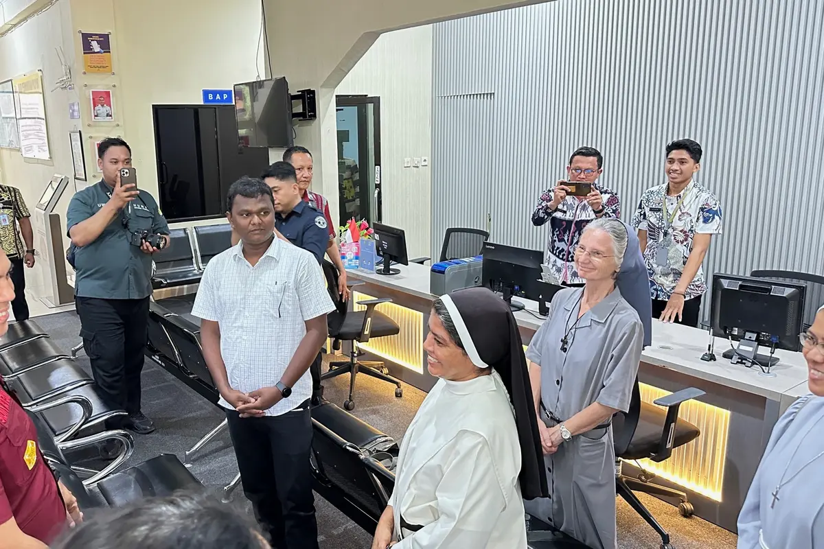 Direktur Jenderal (Dirjen) Imigrasi Silmy Karim melakukan kunjungan kerja ke Kantor Imigrasi (Kanim) Kelas I TPI Kupang, Nusa Tenggara Timur