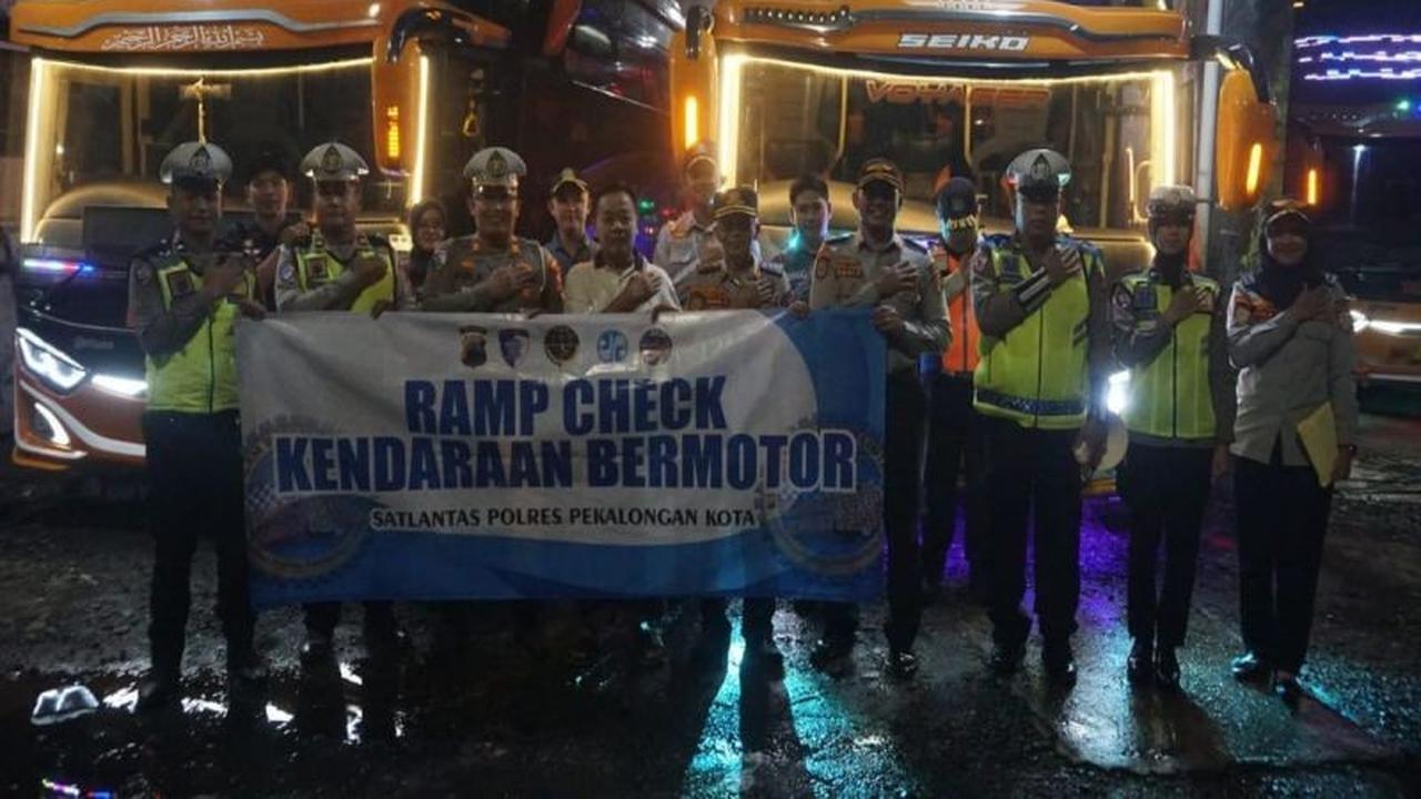 Polresta Pekalongan Gencarkan Pemeriksaan Kesehatan Sopir Mudik Lebaran 2026 Demi Keselamatan