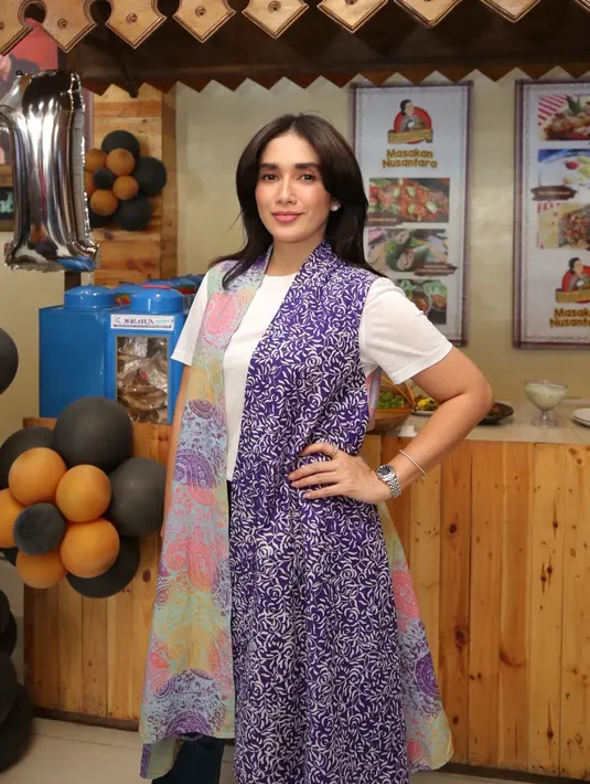 Ussy Sulistiawaty (Daniel Kampua/© Fimela.com)