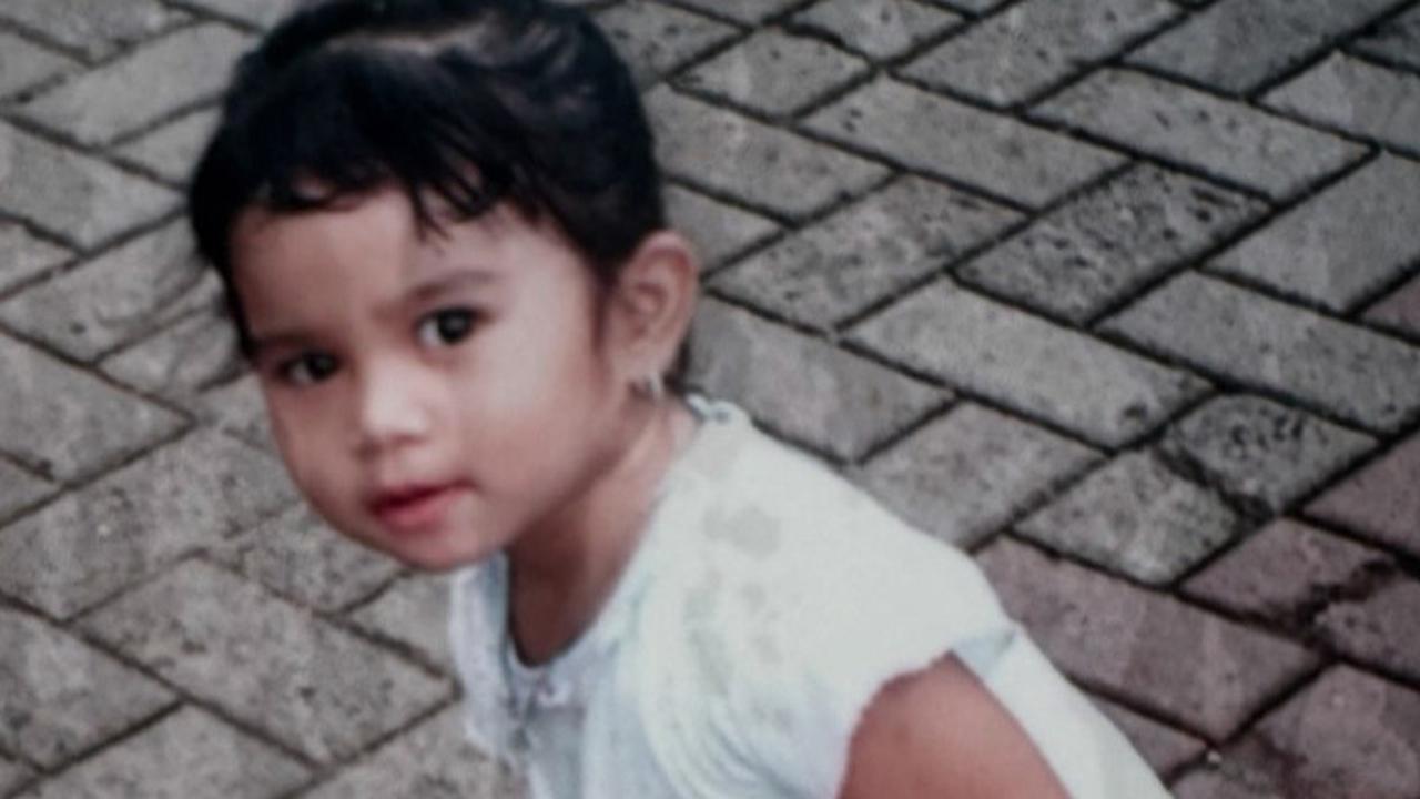 Potret Masa Kecil Azizah Salsha yang  Cantik dan Menggemaskan Banget, Punya Kebiasaan Menghisap Jempol