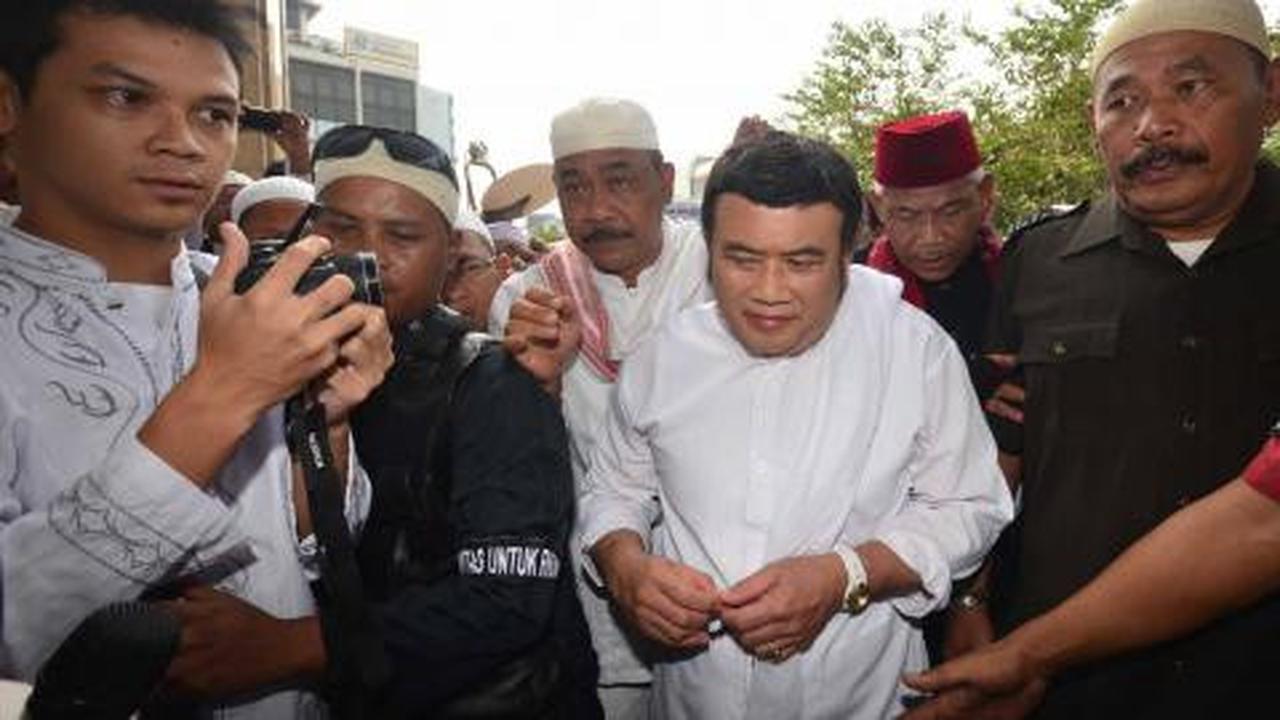 Ulama capreskan Rhoma karena fans nya jutaan dan fanatik