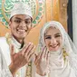 5 Momen Pernikahan Bek Persebaya Rachmat Irianto dan Siti Qonita, Khidmat (sumber: Instagram.com/officialpersebaya)