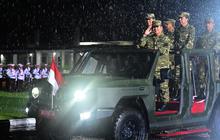 Spesial, Hadiah Prabowo buat Taruna tetap Semangat Meski Hujan-hujanan di Parade Senja