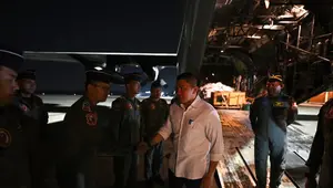 Pemerintah Kirim 27 Ton Logistik untuk Korban Gempa NTT