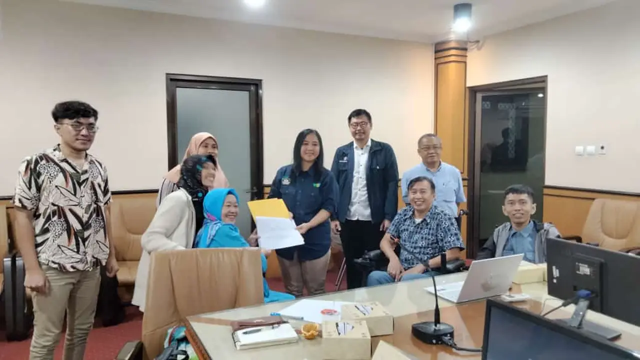 Ohana Fasilitasi Audiensi Penyusunan Rencana Aksi Daerah Penyandang Disabilitas di Jawa Barat (27/2/2024). Foto: Ohana.Ohana Fasilitasi Audiensi Penyusunan Rencana Aksi Daerah Penyandang Disabilitas di Jawa Barat (27/2/2024). Foto: Ohana.