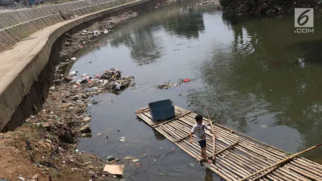 61 Persen Sungai di Jakarta Tercemar Limbah