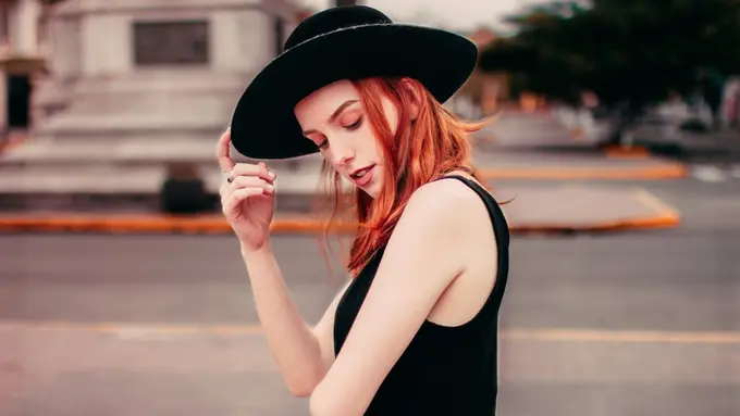 Ilustrasi Relationship Female