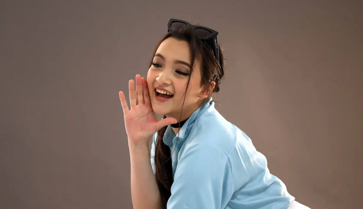 "Amazing. Aku masuk nominasi aja udah nggak nyangka, apalagi menang," ucapnya seusai menerima penghargaan di Studio 6 Emtek City, Daan Mogot, Jakarta Barat, Rabu (29/11/2017). (Nurwahyunan/Bintang.com)