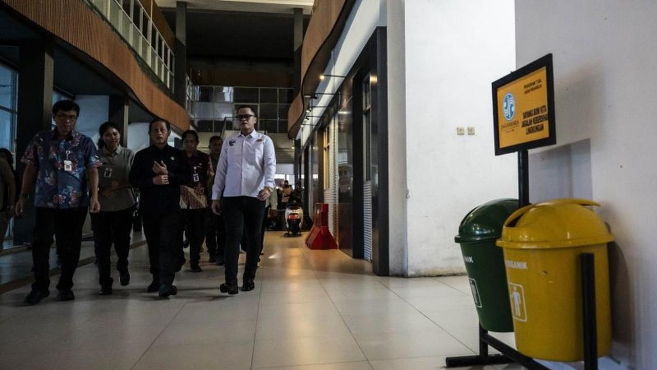 Menteri KLH Tinjau Pengelolaan Sampah Terminal Mangkang Jelang Arus Mudik Lebaran 2026