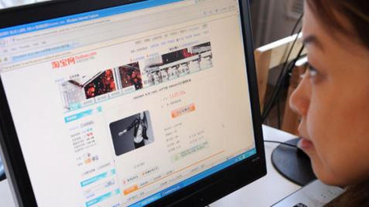 Jelang hari Valentine, bisnis pacar pinjaman laku di China