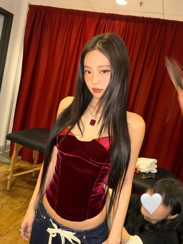 Pencapaian luar biasa album \'Ruby\' Jennie. (credit:instagram.com/jennierubyjane)