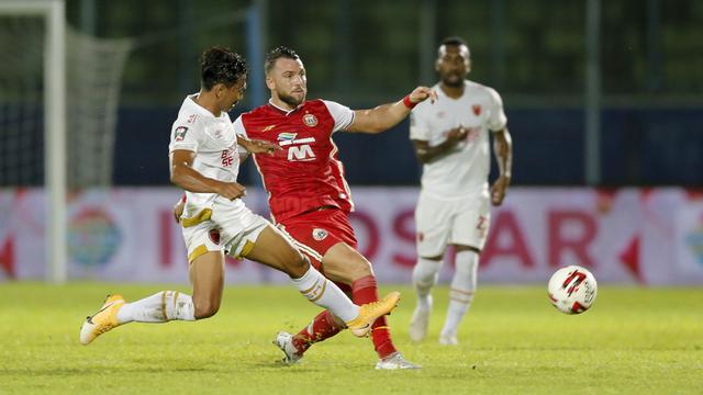 FOTO: Patrich Wanggai Bawa PSM Makassar Unggul atas Persija Jakarta di Babak Pertama