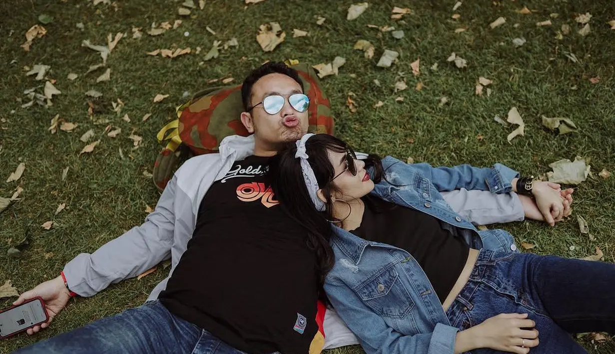 Gilang Dirga dan Adiezty Fersa