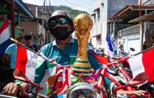 FOTO: Ratusan Warga Gelar Konvoi Sambut Piala Dunia 2026