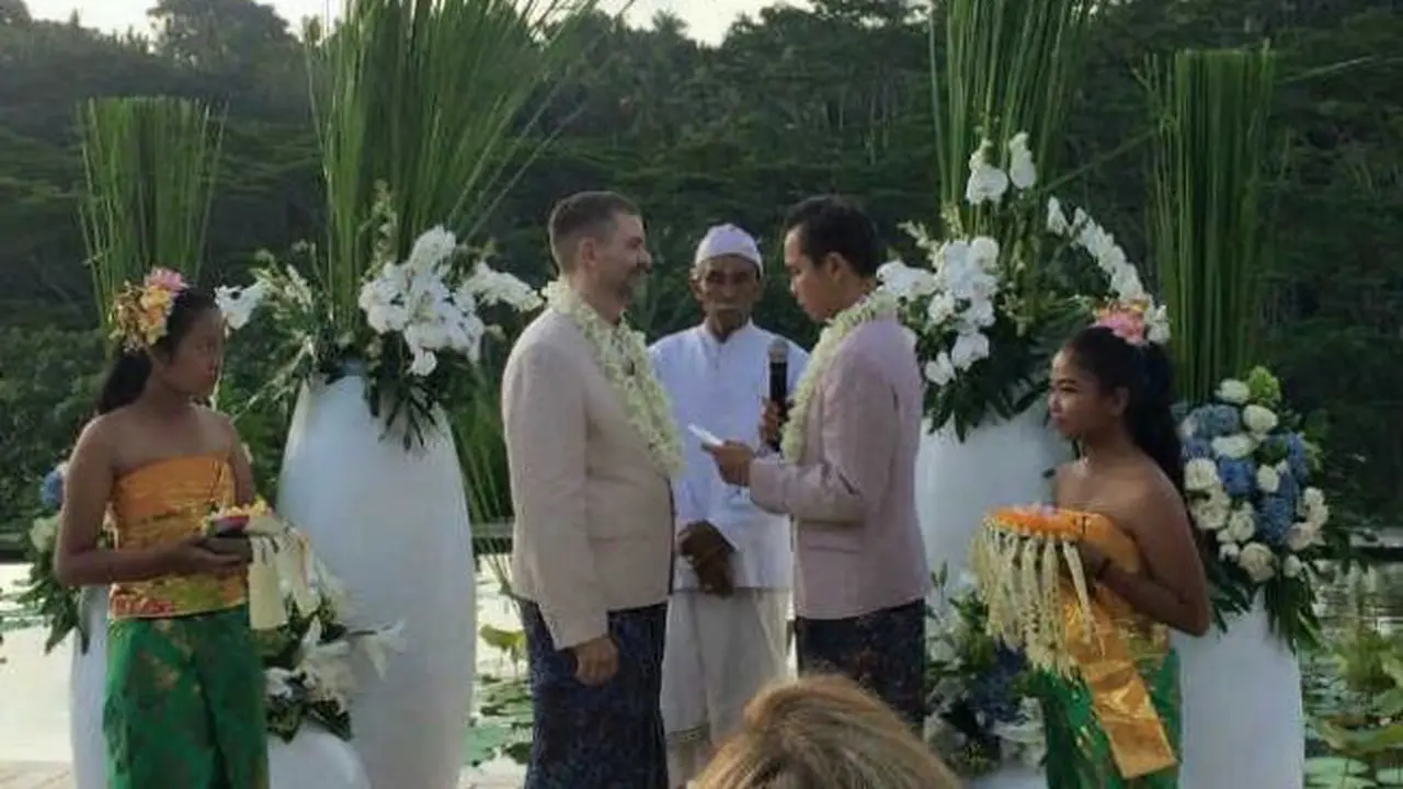 Video Detik-detik Pernikahan Sejenis di Bali yang Bikin Nganga