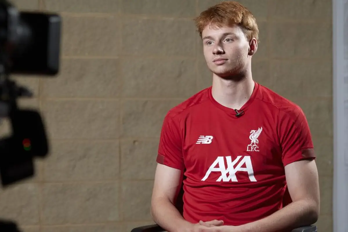 Bek remaja Belanda, Sepp van den Berg resmi bergabung dengan Liverpool
