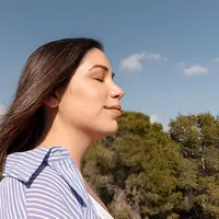 ilustrasi bernapas dengan tenang/copyright freepik.com/freepik