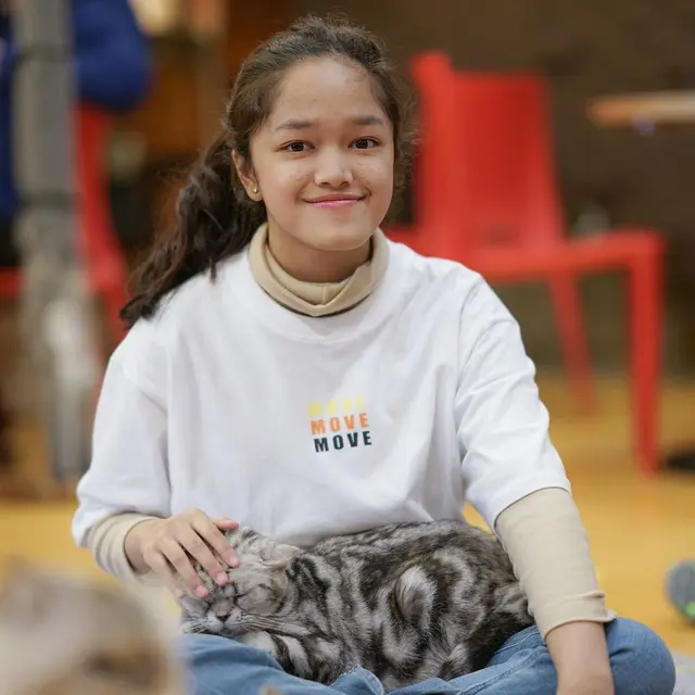Genap 15 Tahun, Ini 6 Potret Ara Putri Ussy Sulistiawaty yang Beranjak Remaja