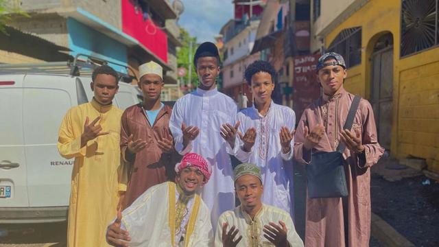 Penduduk di Mayotte yang merupakan wilayah Prancis mayoritas muslim