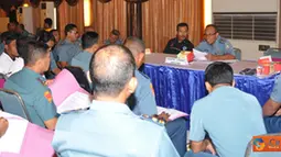Citizen6, Surabaya: Menurut Ketua Panitia Pusat Porwiltim Kolonel Marinir Enjang Suryana yang juga Komandan Pusat Latihan dan Pendidikan Dasar Militer, Kobangdikal, bahwa Porwiltim 2012 yang akan berlangsung 5 hingga 12 Juni 2012. (Pengirim: Penkobangdika